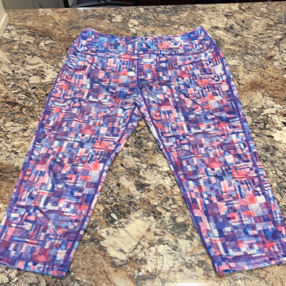 Leggings cropped fit under knee